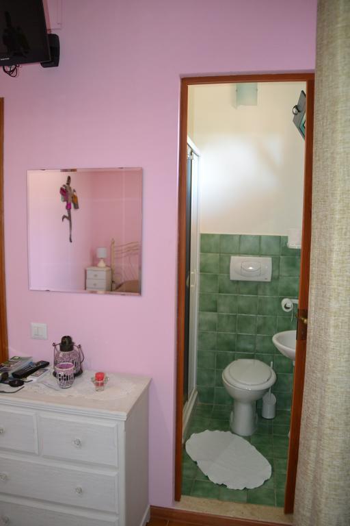 B&B Gi & Gio Cabras Bagian luar foto